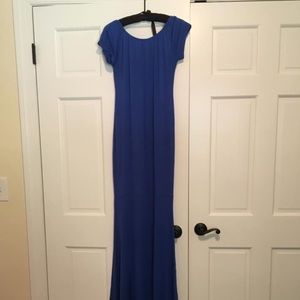 Maternity photo shoot gown